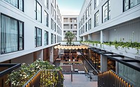 โนโวเทล เชียงใหม่ นิมมาน เจอร์นีย์ฮับ